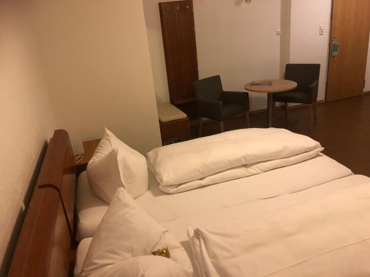 Heeren'S Hotel Garni 贝塞尔 外观 照片